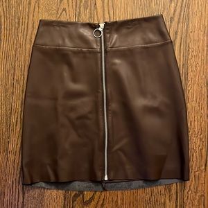 Burgundy leather front zip mini skirt